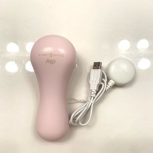 Mia Clarasonic | pink